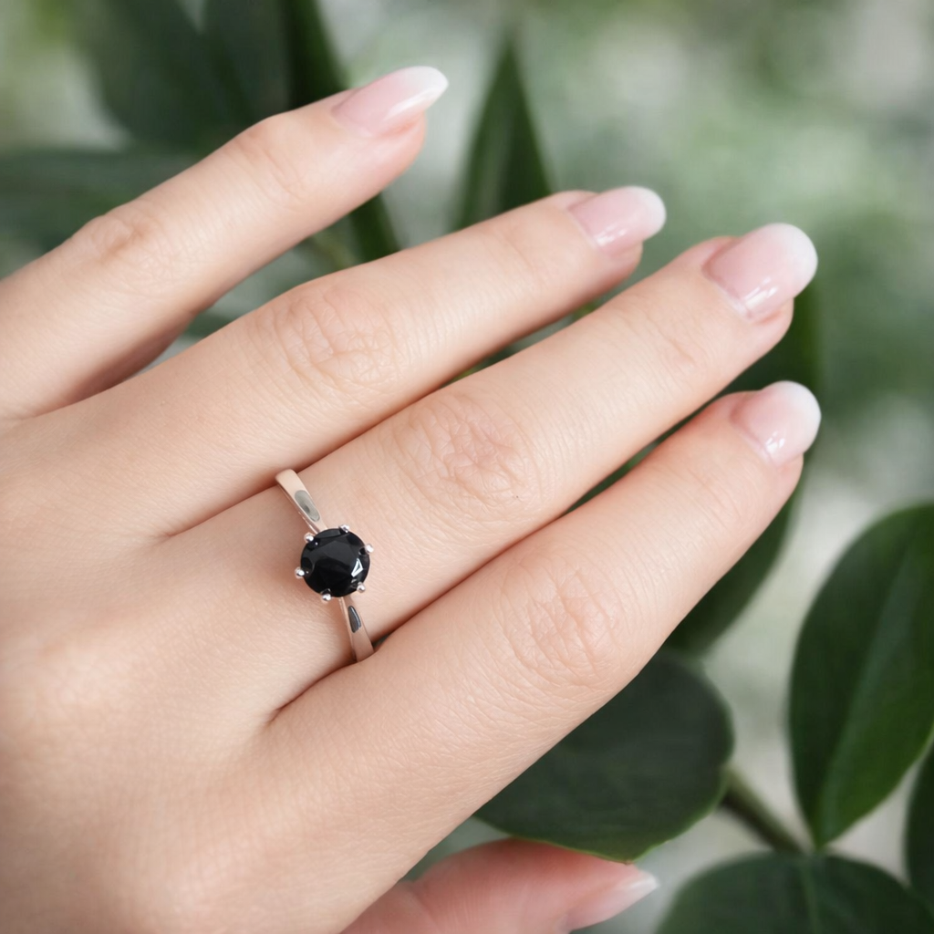 Onyx Power Minimal Ring – 925 Silver Platinum Plated